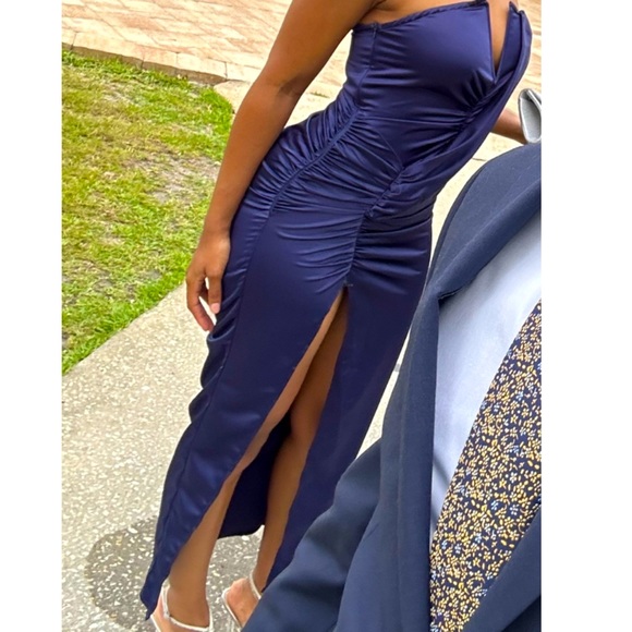 PLT PRETTYLITTLETHING NAVY V BAR BANDEAU MIDAXI DRESS - Picture 5 of 5